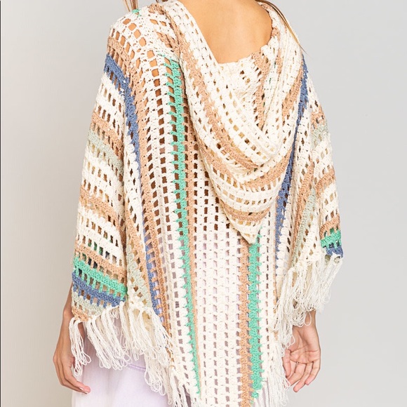 POL CLOTHING Bikini cover up crochet style fringe hoodie stripe cream sweater - Picture 9 of 10